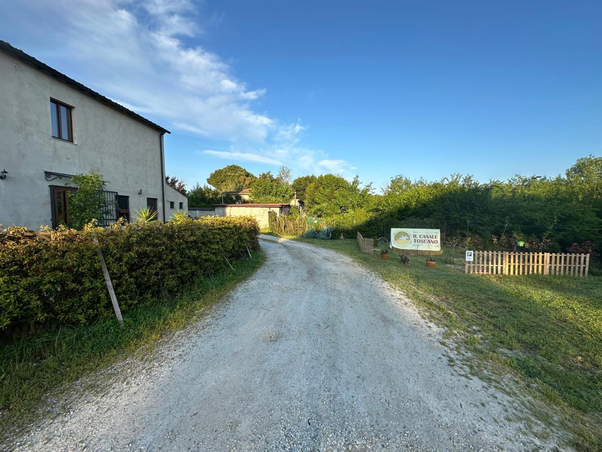 Casa rural - Il Casale Toscano - 1900mt From Leaning Tower - No Breakfast - Free Parking
